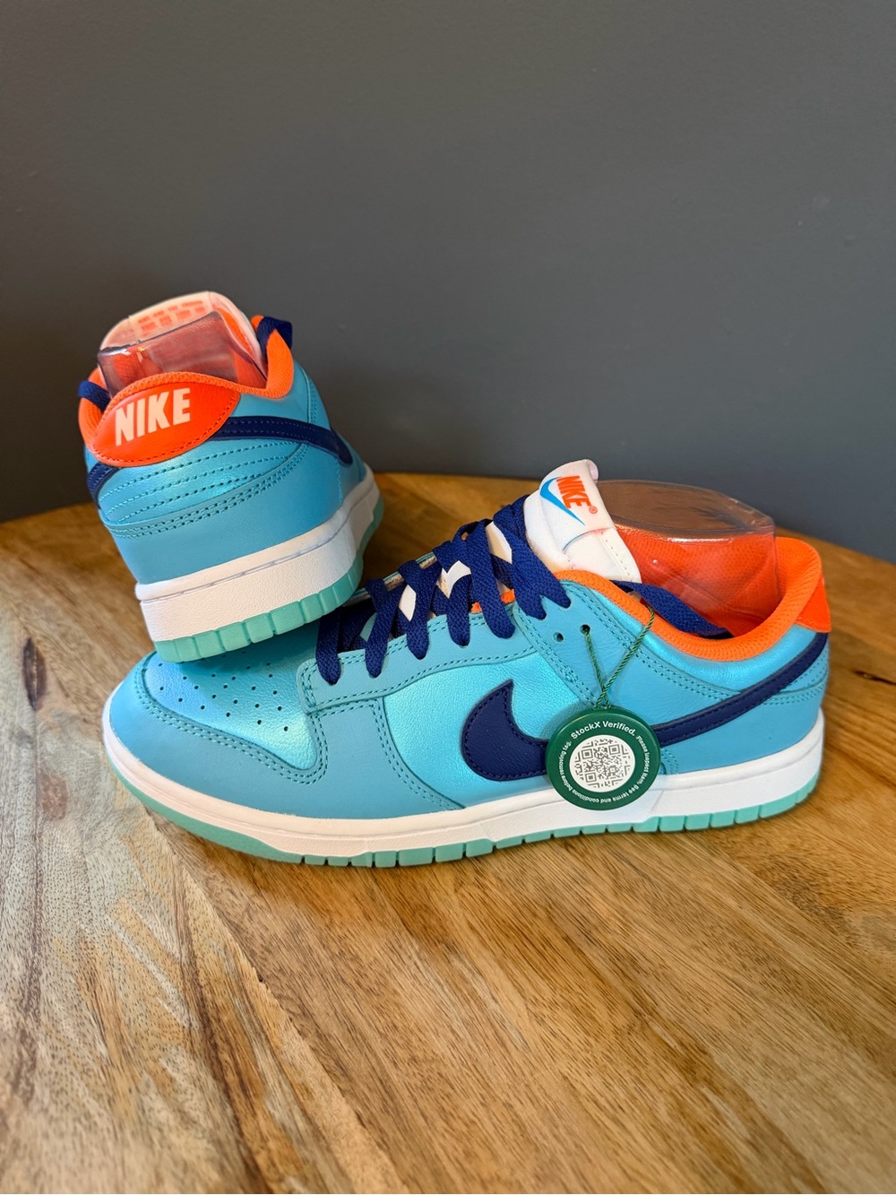 Nike Men’s Turquoise & Navy Low-Top Sneakers with Orange Accents. Size 8. No Box